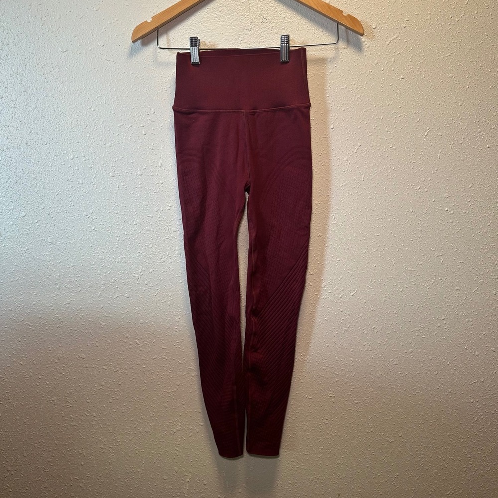 Fabletics Womens XS SculptKnit Leggings Port Wine Mesh Compression Workout Wear